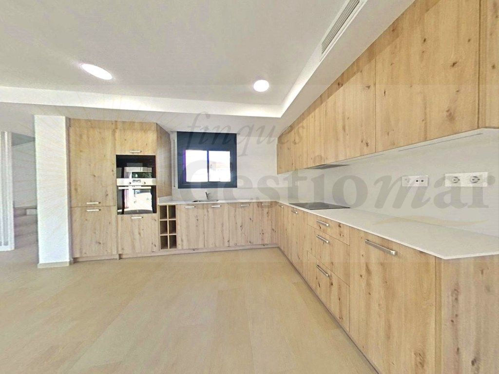 Kitchen of Single-family semi-detached for sale in Cambrils  with Air Conditioner, Private garden and Terrace