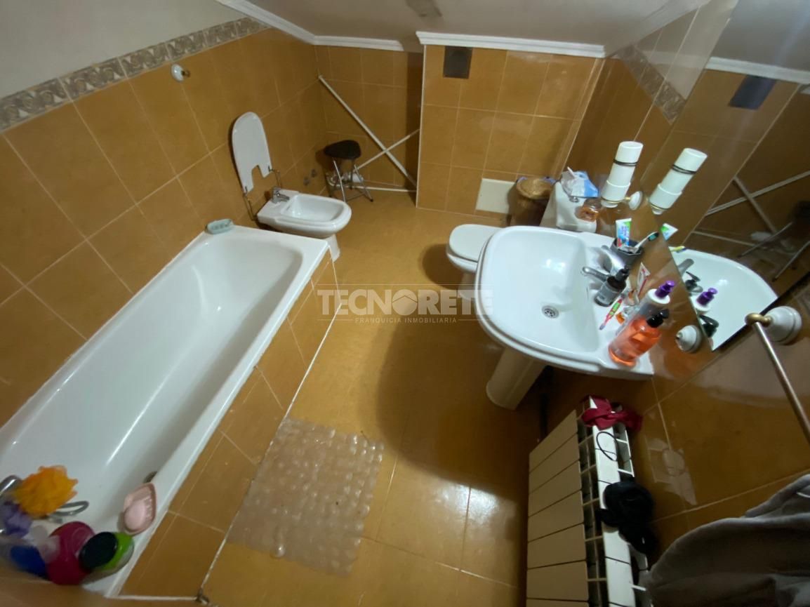 Bathroom of Flat for sale in Guadalajara Capital  with Heating, Furnished and Balcony