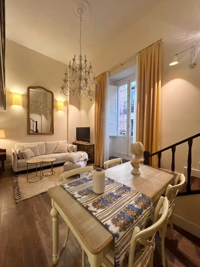 Wohnzimmer von Maisonette zur Miete in Madrid mit Klimaanlage, Heizung und Parkett