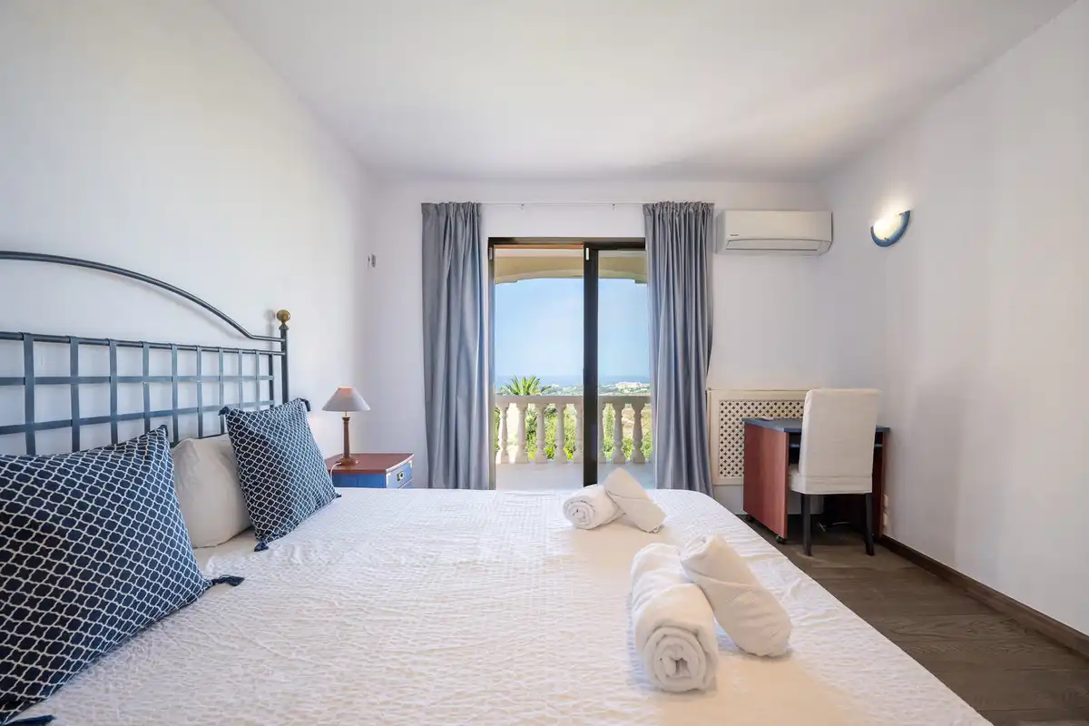 Habitación de Casa o chalet en venta en Marbella con Piscina