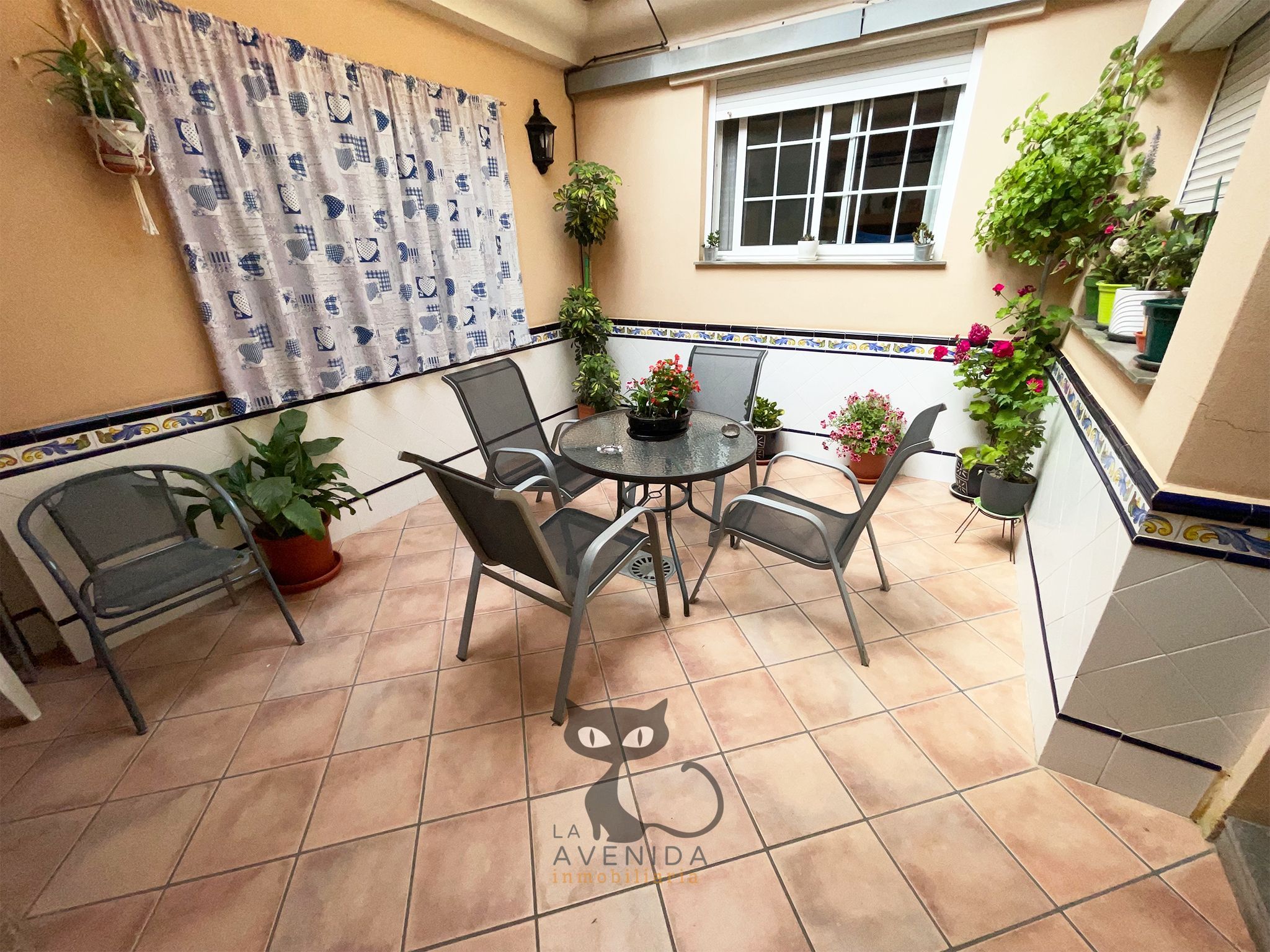 Terrassa de Casa o xalet en venda en Massanassa amb Aire condicionat, Jardí privat i Terrassa