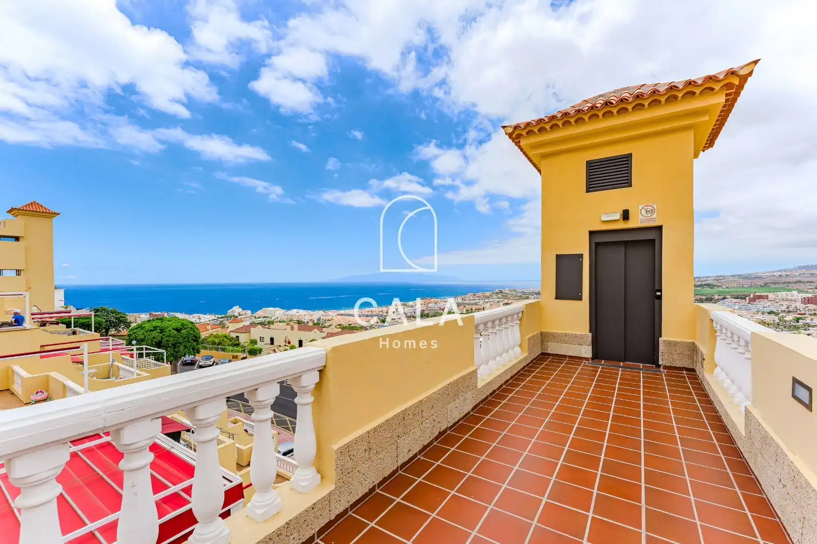 Terrace of Apartments for sale in Adeje  with Terrace, Swimming Pool and Community pool