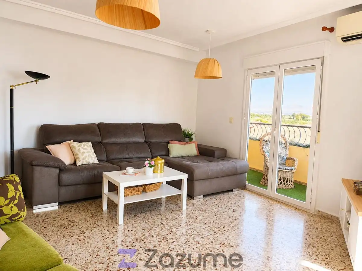 Sala de estar de Piso de alquiler en Catral con Aire acondicionado, Horno y Balcón