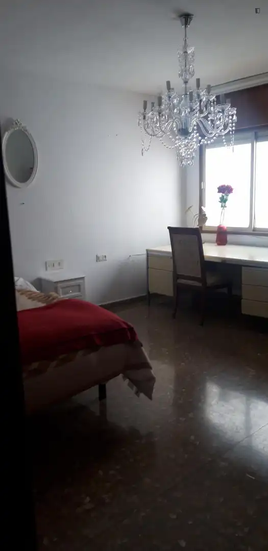 Schlafzimmer von Wohnungen zur untervermieten in Granada mit Klimaanlage, Heizung und Möbliert