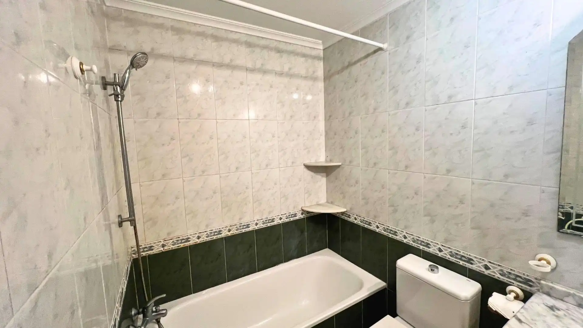 Bany de Pis en venda en Orihuela amb Aire condicionat, Calefacció i Balcó