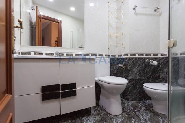 Piso en Venta en Avenida de la Primavera en La Florida