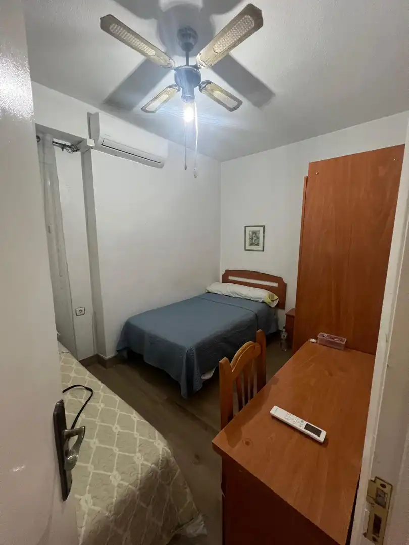 Apartament amb ascensor de lloguer a Ciudad Jardín - Tagarete - El Zapillo, imagen 12
