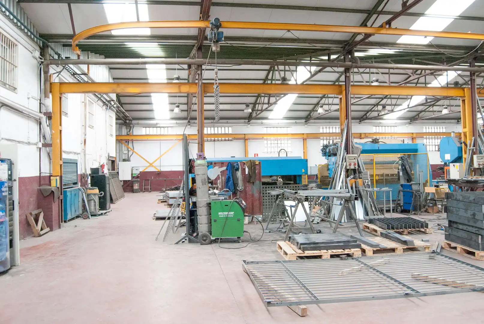 Nave industrial en venta en Humanes de Madrid