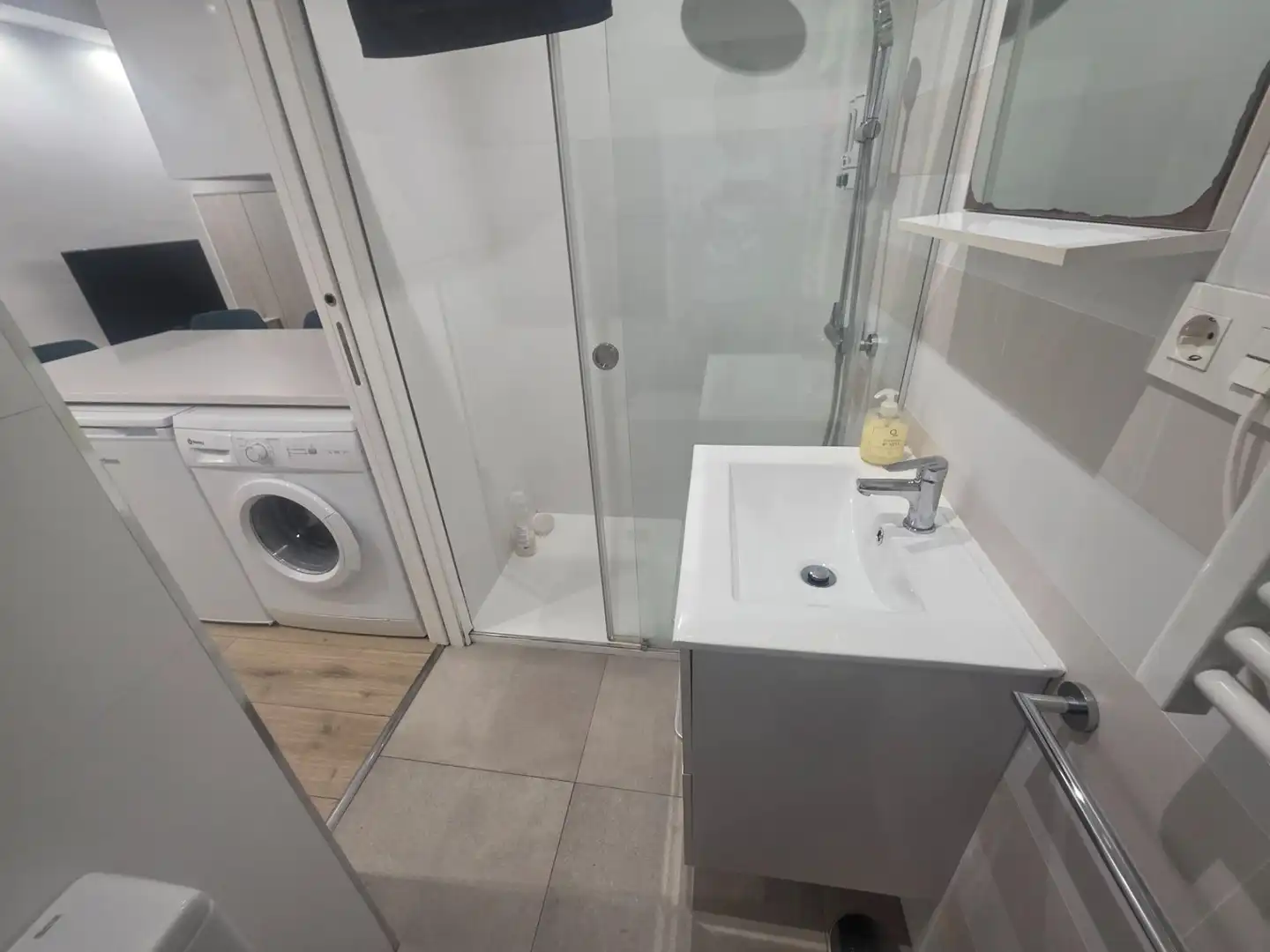 Baño de Estudio de alquiler en Ensanche - Sar
