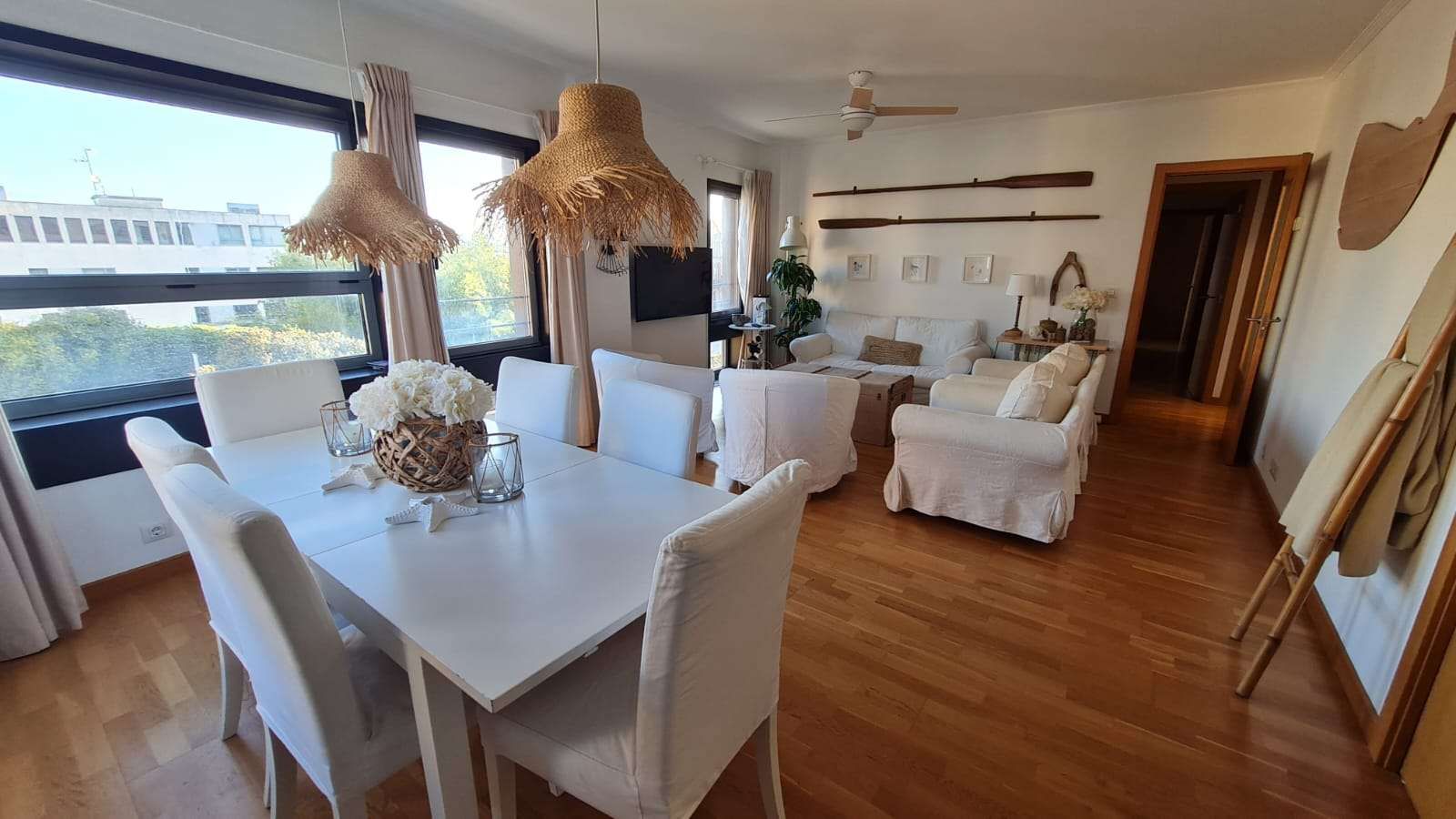 Dining room of Apartment to share in Bueu  with Air Conditioner, Heating and Terrace
