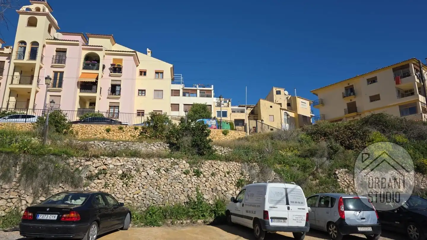 Lands and plots for sale in calle Nou de Octubre