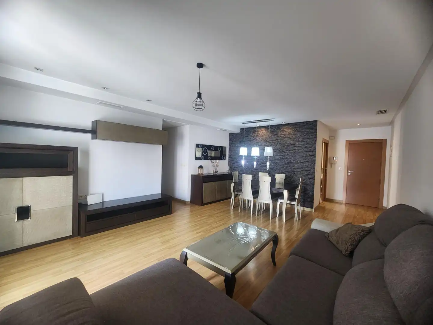 Sala d'estar de Pis en venda en Crevillent amb Jardí privat, Moblat i Balcó