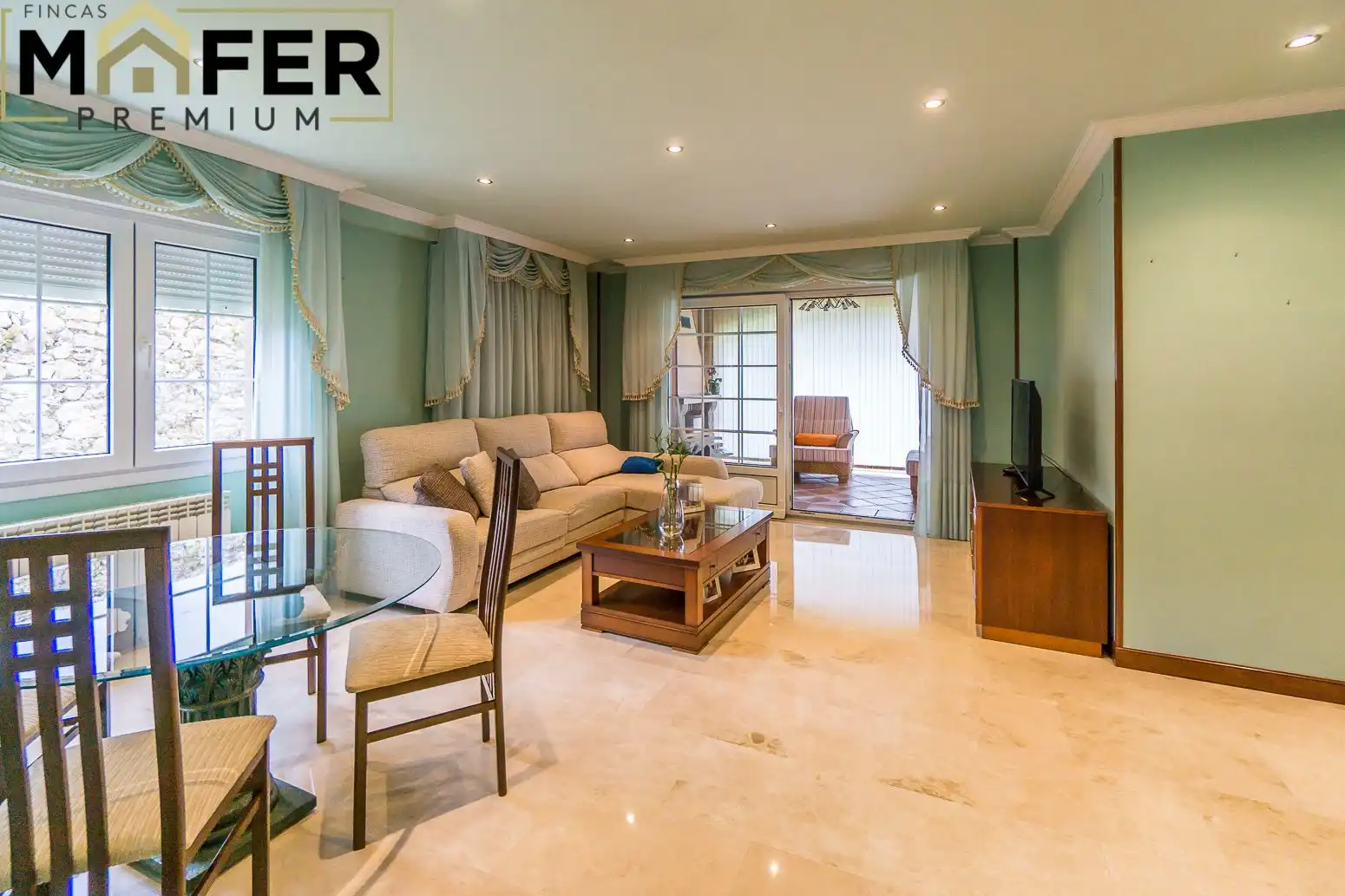 Wohnzimmer von Haus oder Chalet zum Verkauf in Ampuero mit Heizung, Privatgarten und Parkett