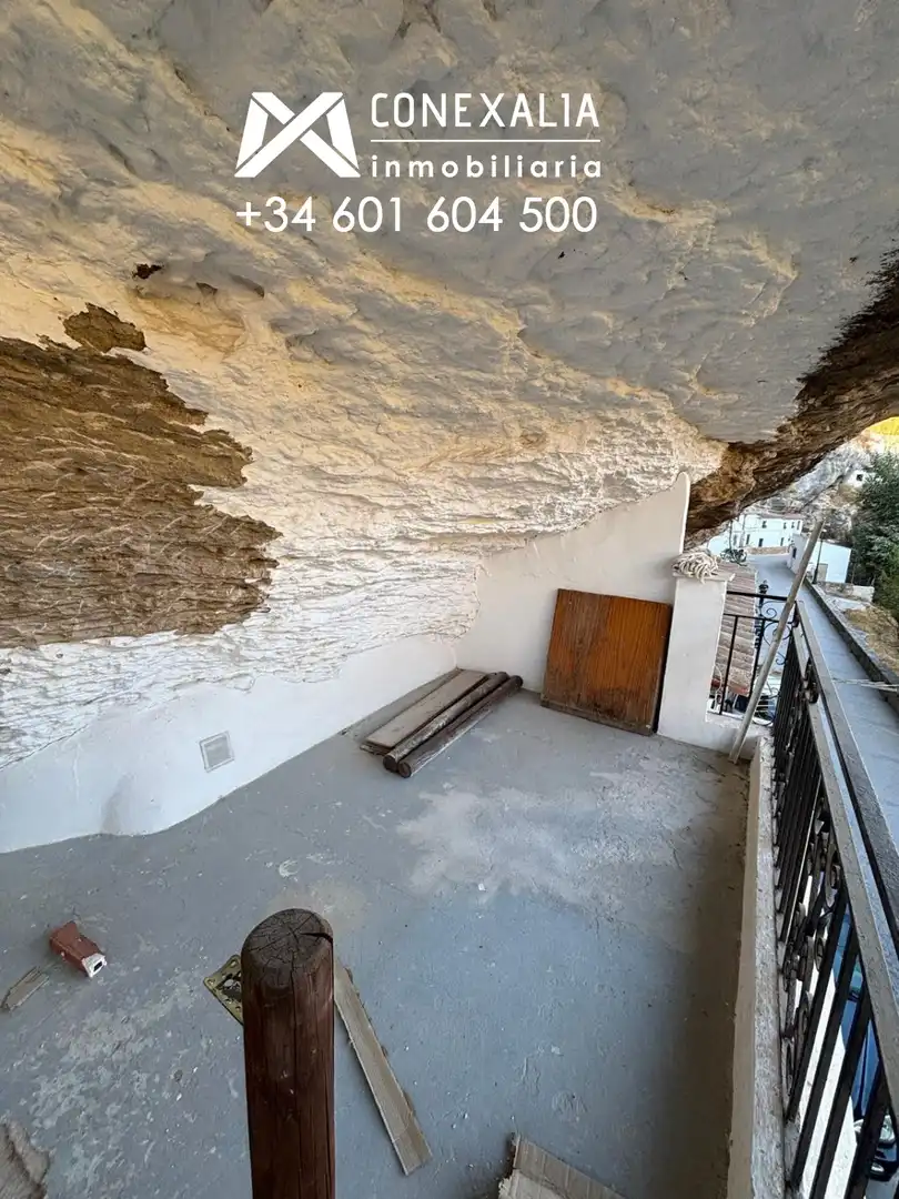 Houses for sale in Setenil de las Bodegas
