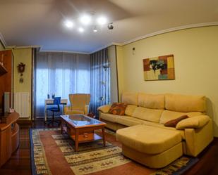 Living room of Flat for sale in Güeñes  with Heating and Storage room