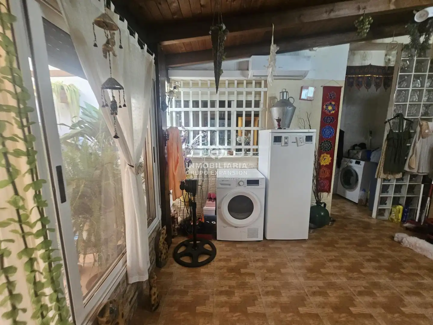 Wohnung zum Verkauf in Aspe mit Klimaanlage, Heizung und Privatgarten