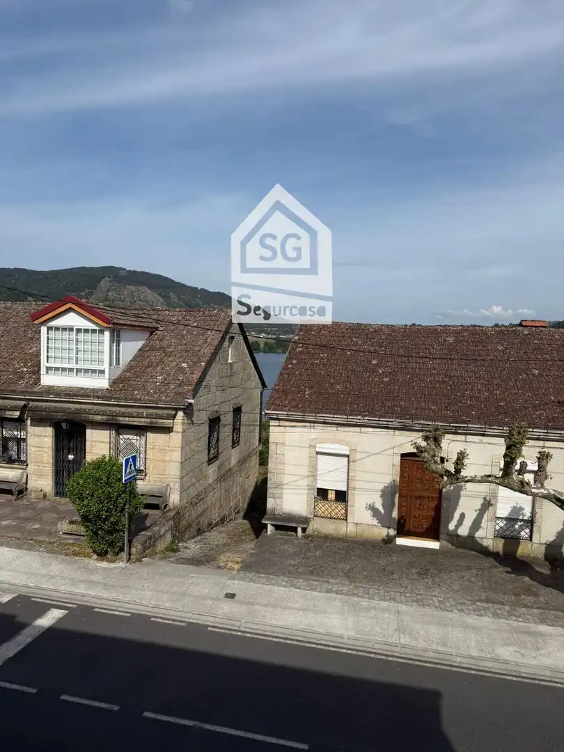 Adossat amb terrassa en venda a Cenlle, imagen 18