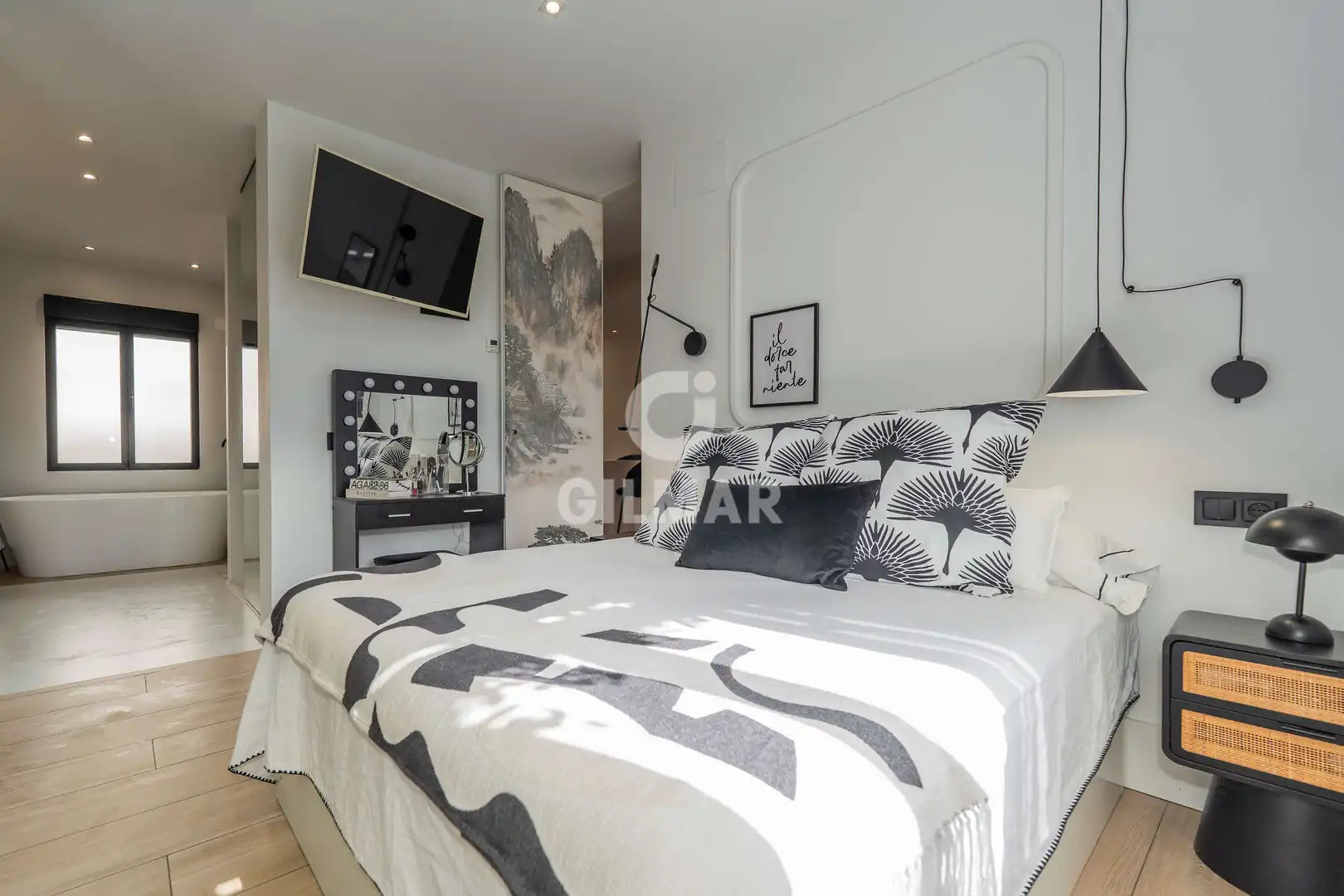 Bedroom of Flat for sale in Madrid  with Heating