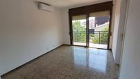 Exterior view of Flat for sale in Mollet del Vallès  with Air Conditioner, Terrace and Balcony