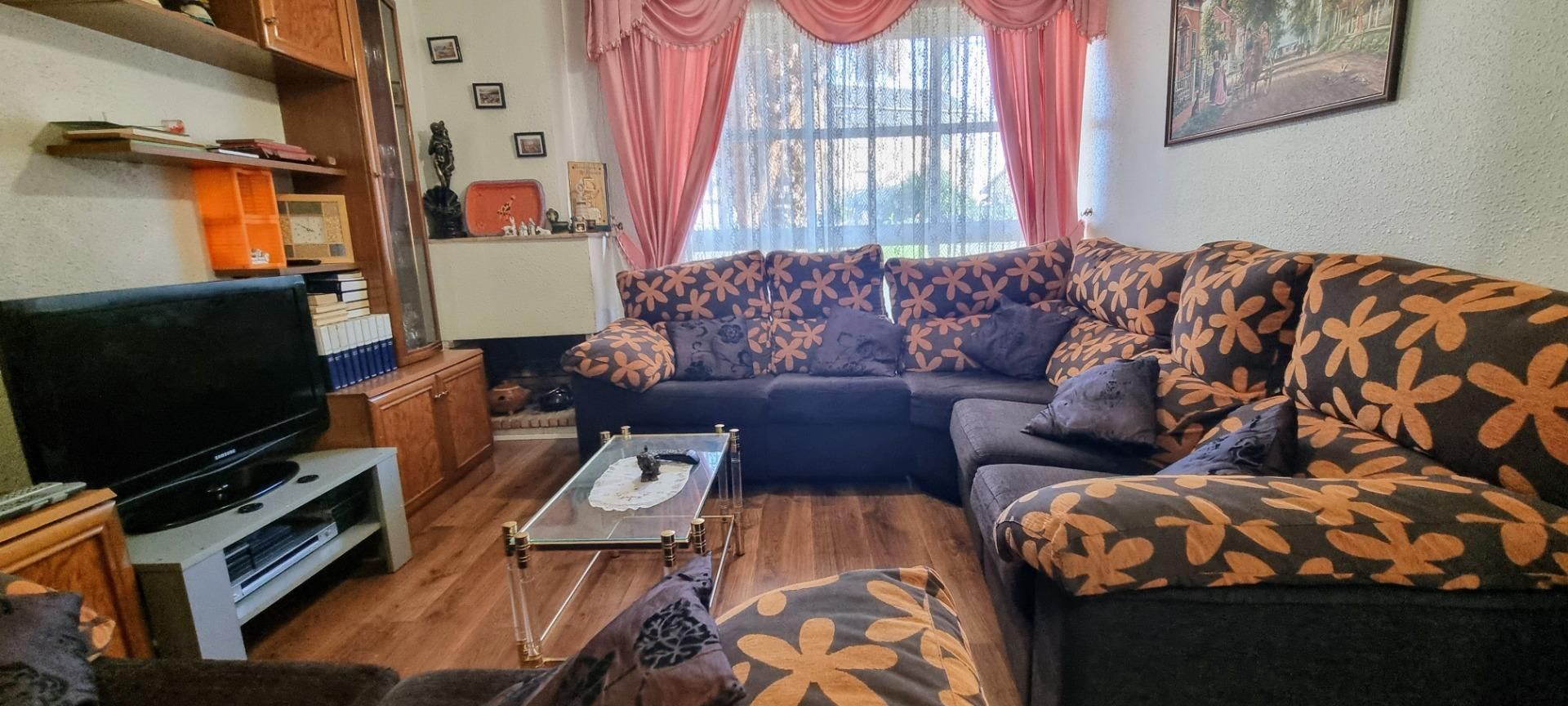 Living room of Single-family semi-detached for sale in Camponaraya  with Heating, Private garden and Terrace