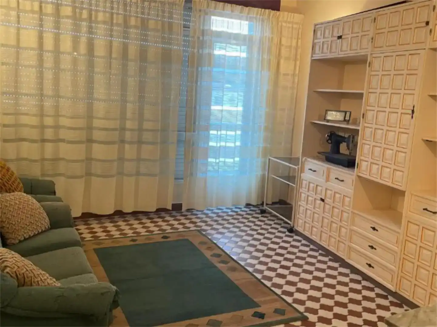 Sala de estar de Piso en venta en Ponteceso con Amueblado y Balcón