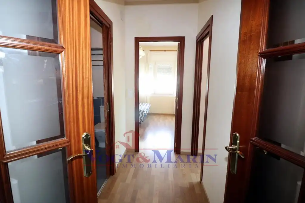 Casa con terraza en venta en Carrer Montgrí, imagen 9