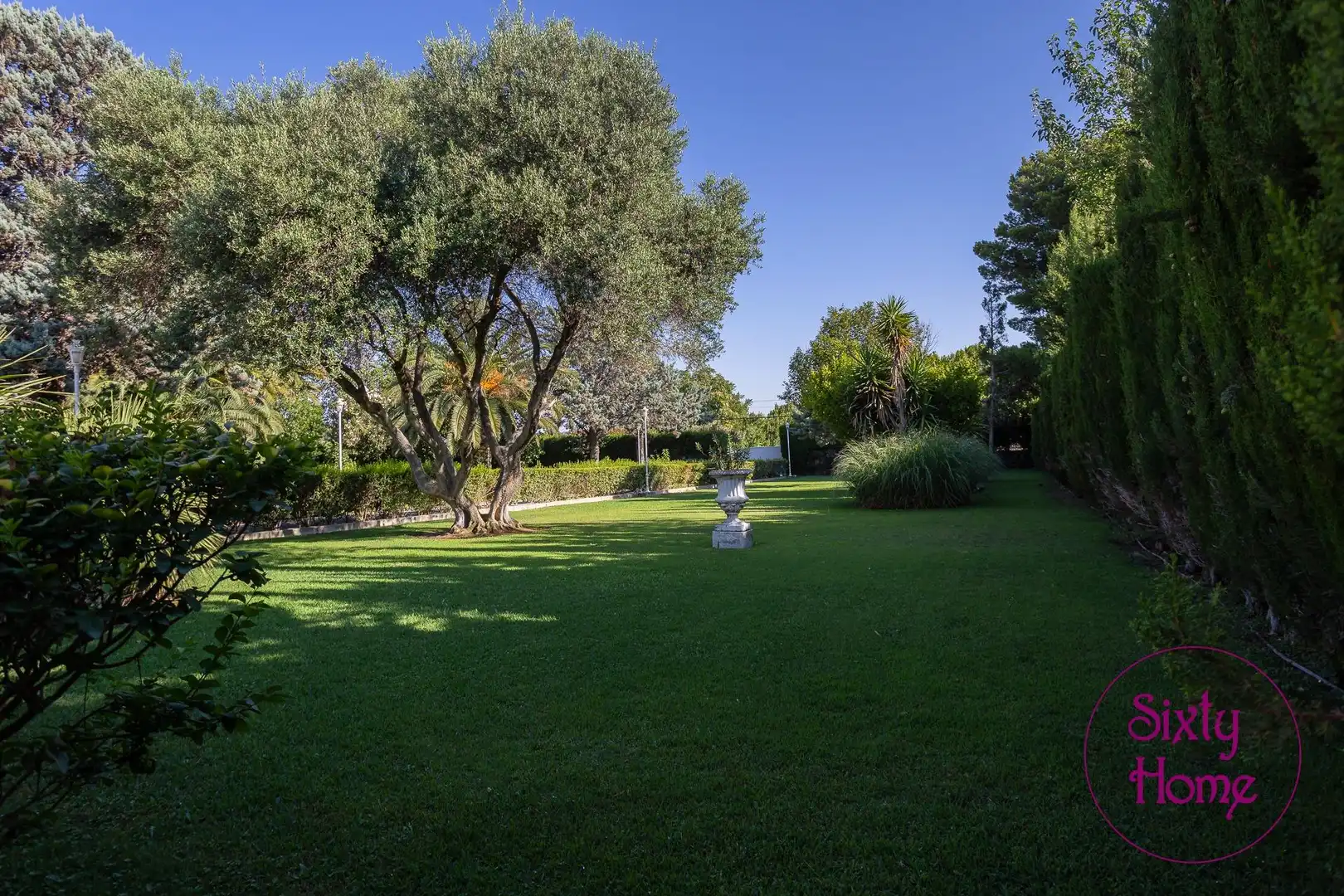 Jardí de Casa o xalet en venda en Zaragoza amb Aire condicionat, Calefacció i Jardí privat