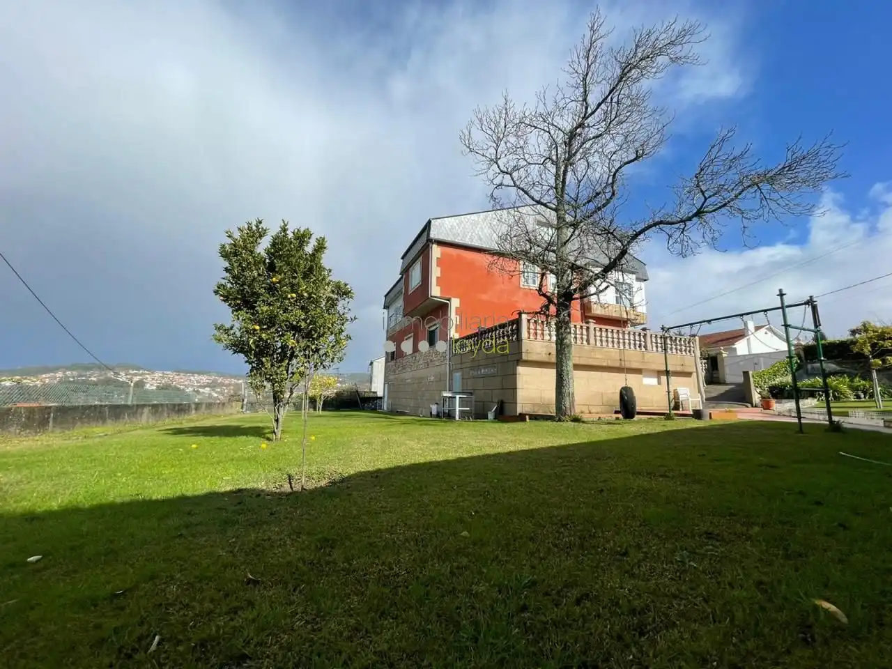 Vista exterior de Casa o chalet en venta en Vigo  con Jardín privado, Parquet y Terraza
