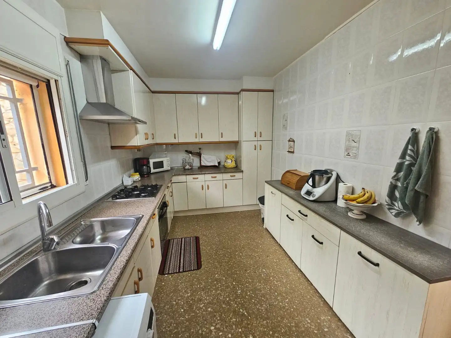 Cocina de Casa o chalet en venta en Rubí con Aire acondicionado, Calefacción y Terraza