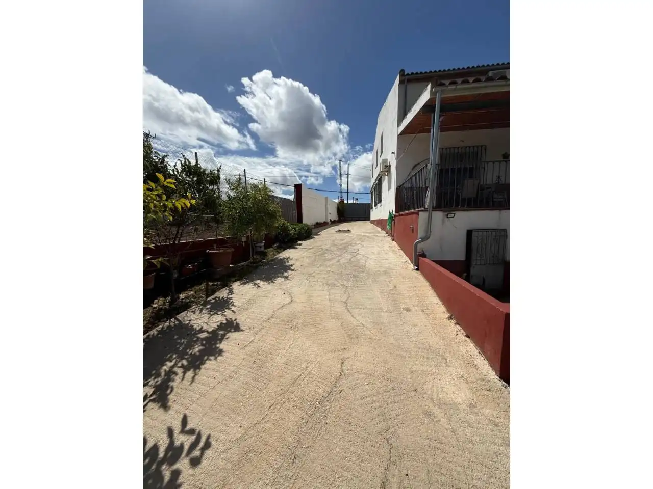 Vista exterior de Casa o chalet en venta en Sabiote con Jardín privado y Piscina