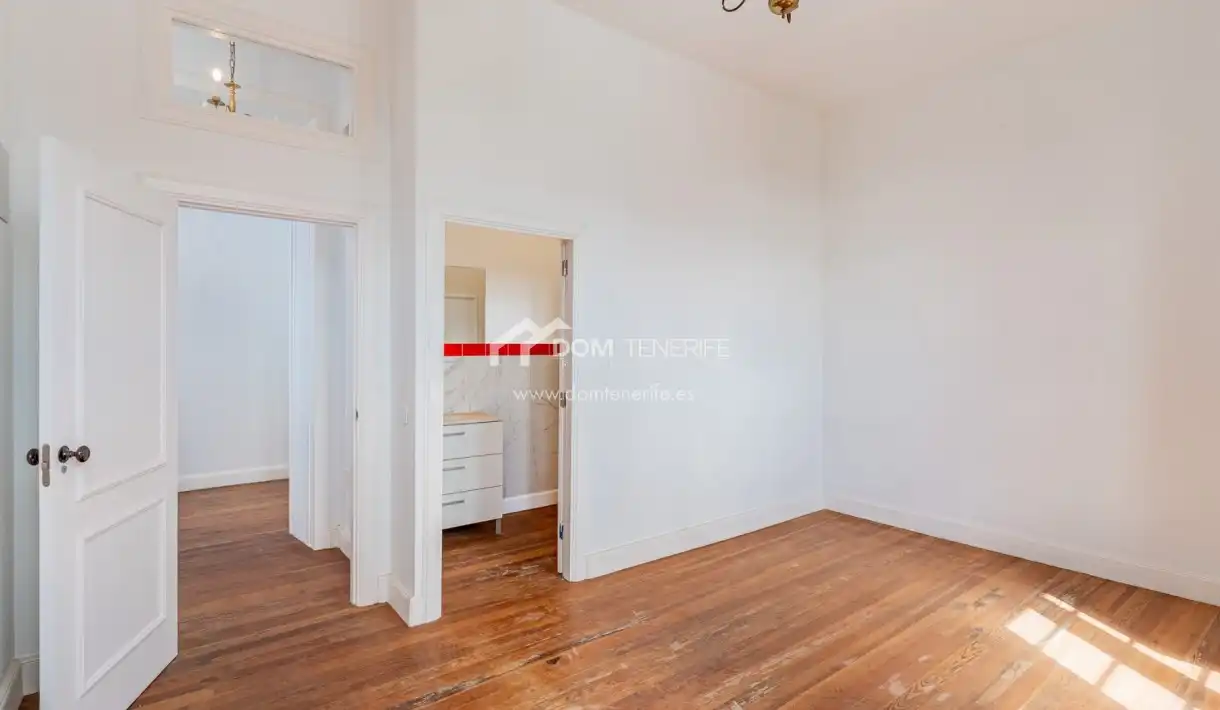 Habitación de Casa o chalet en venta en San Miguel de Abona con Terraza, Trastero y Horno