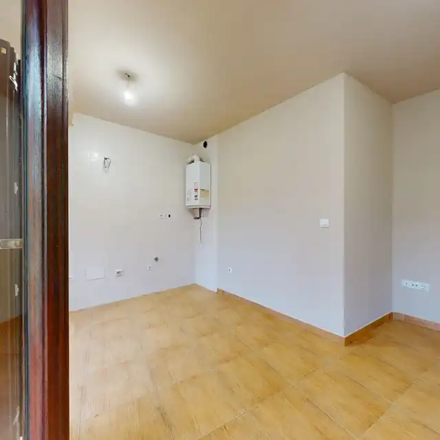Piso en venta en Cabezón de la Sal con Calefacción y Balcón