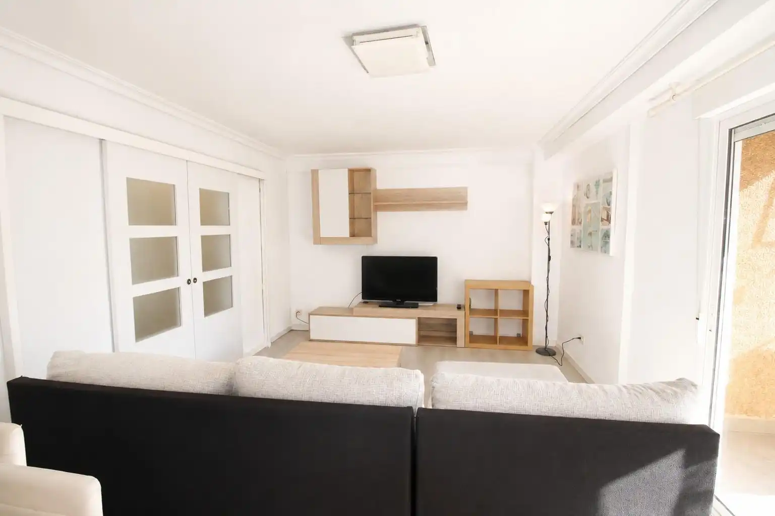 Living room of Flat for rent in Murcia  with Air Conditioner, Private garden and Terrace