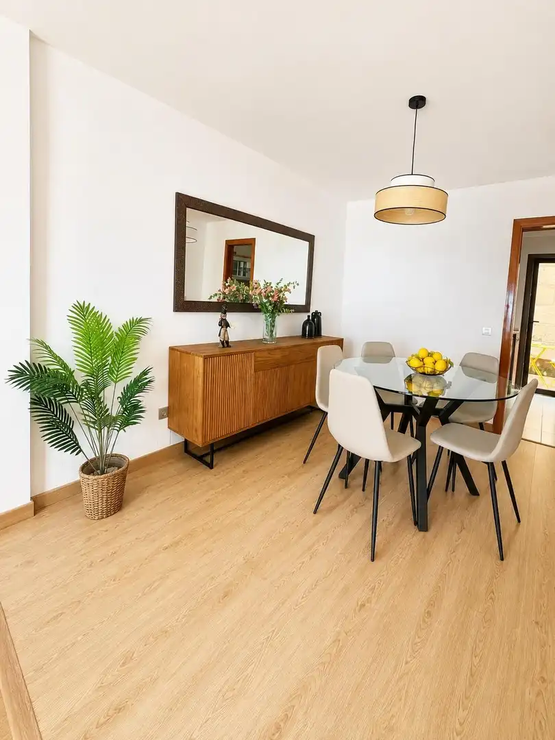 Esszimmer von Einfamilien-Reihenhaus zur Miete in Calvià mit Klimaanlage, Terrasse und Abstellraum