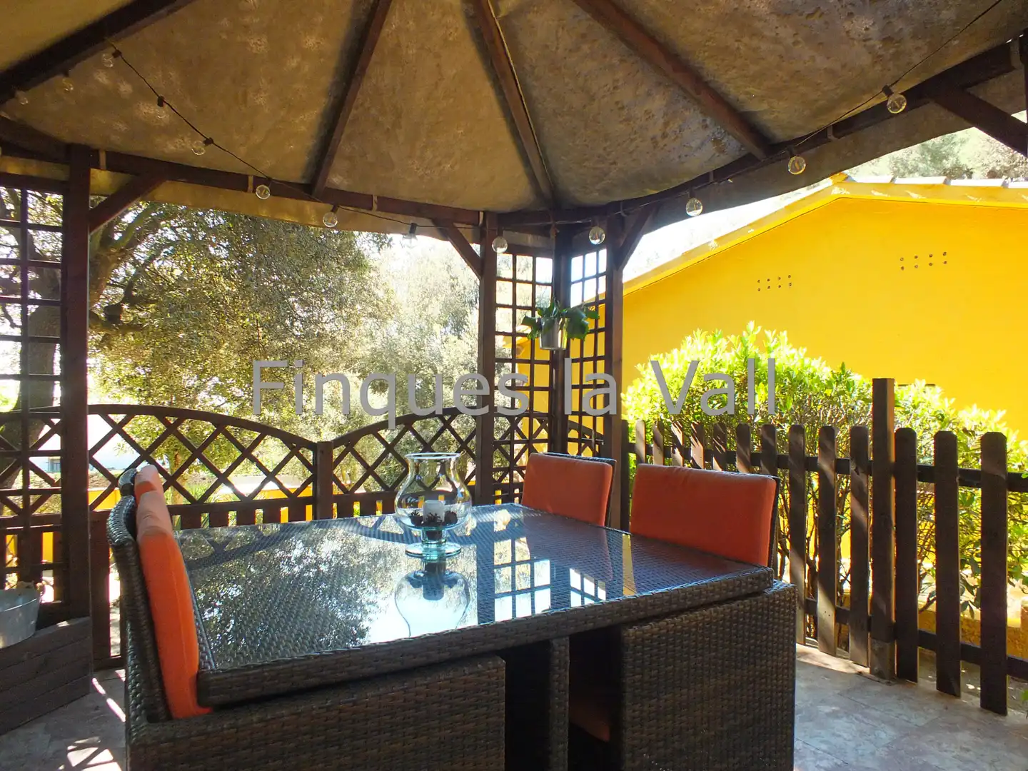 Terrace of Houses for sale in Argentona  with Heating, Private garden and Oven