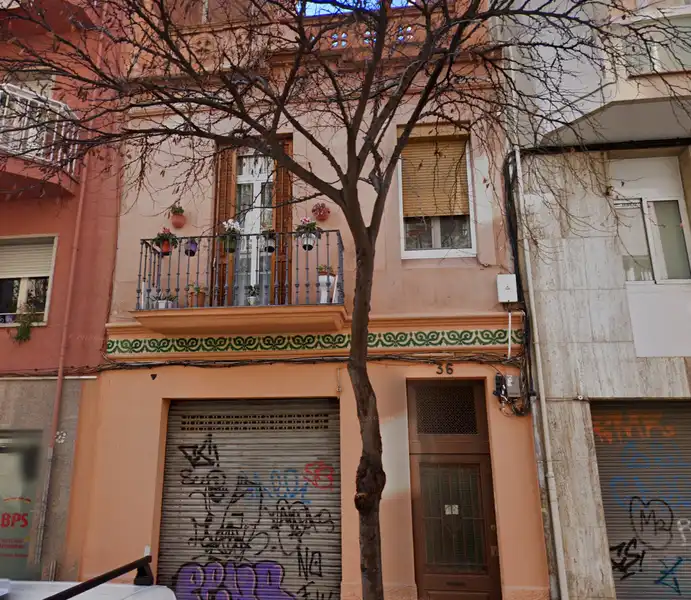 Terreno rústico en venta en Les Corts