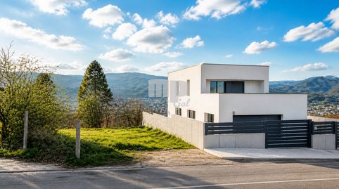 Foto 2 de Residencial en venta en Baixada Ó Castelo, Bembrive, Vigo