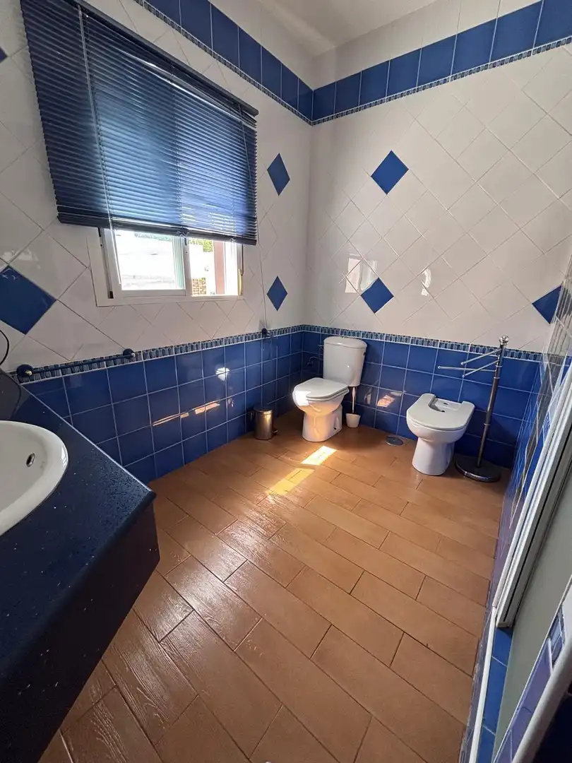 Baño de Casa o chalet en venta en Los Palacios y Villafranca