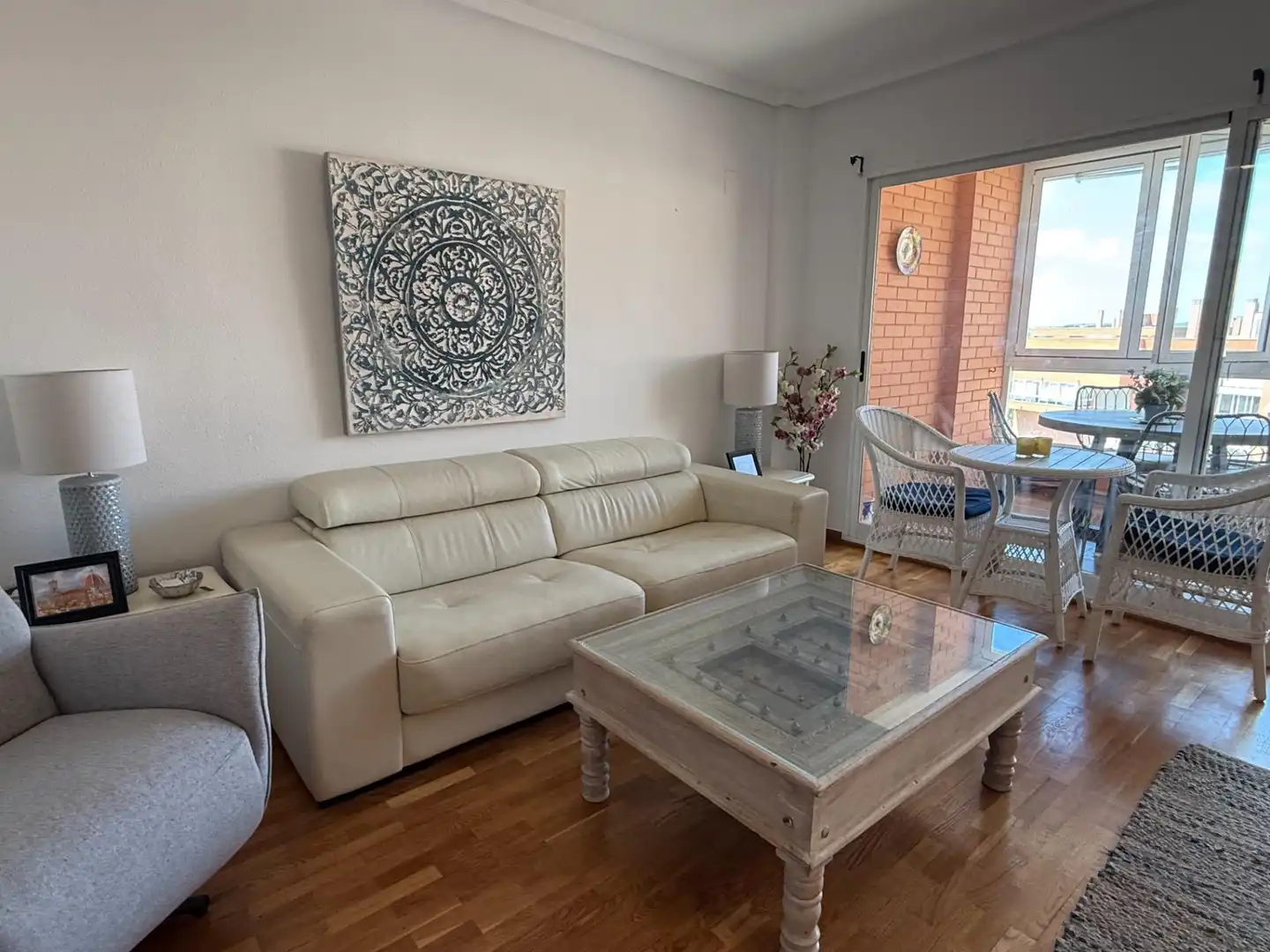 Sala de estar de Ático en venta en Alicante / Alacant con Aire acondicionado, Terraza y Piscina comunitaria