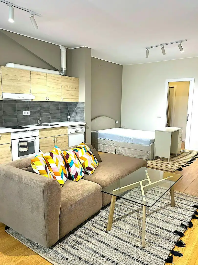 Habitación de Piso de alquiler en Barcelona con Aire acondicionado, Calefacción y Amueblado