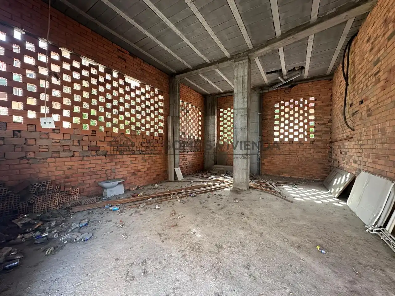 Business premises for sale in Couto, imagen 2