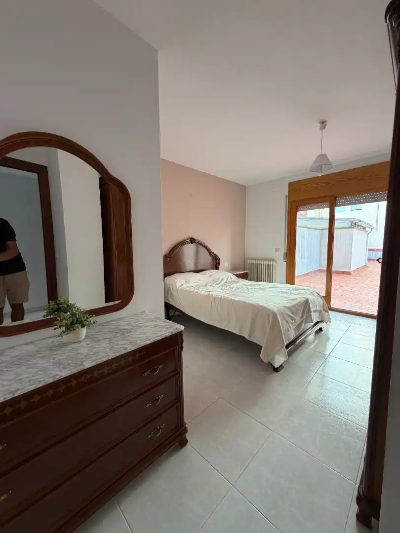 Bedroom of Flat for sale in Figueres  with Air Conditioner, Heating and Terrace