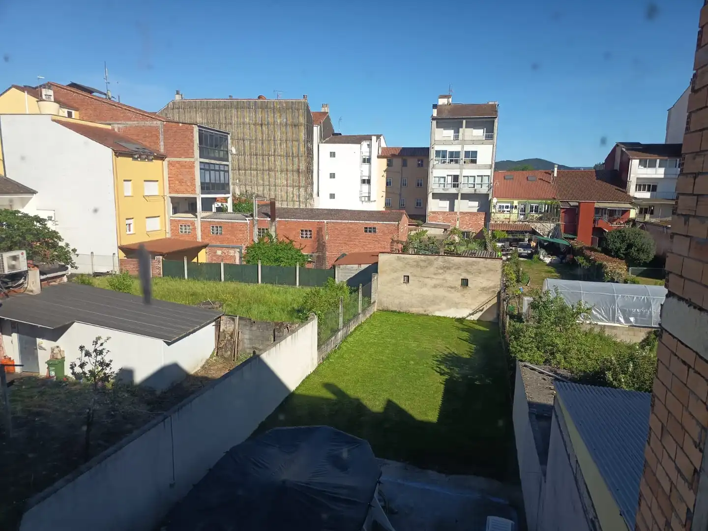 Außenansicht von Gebäude zum Verkauf in Monforte de Lemos