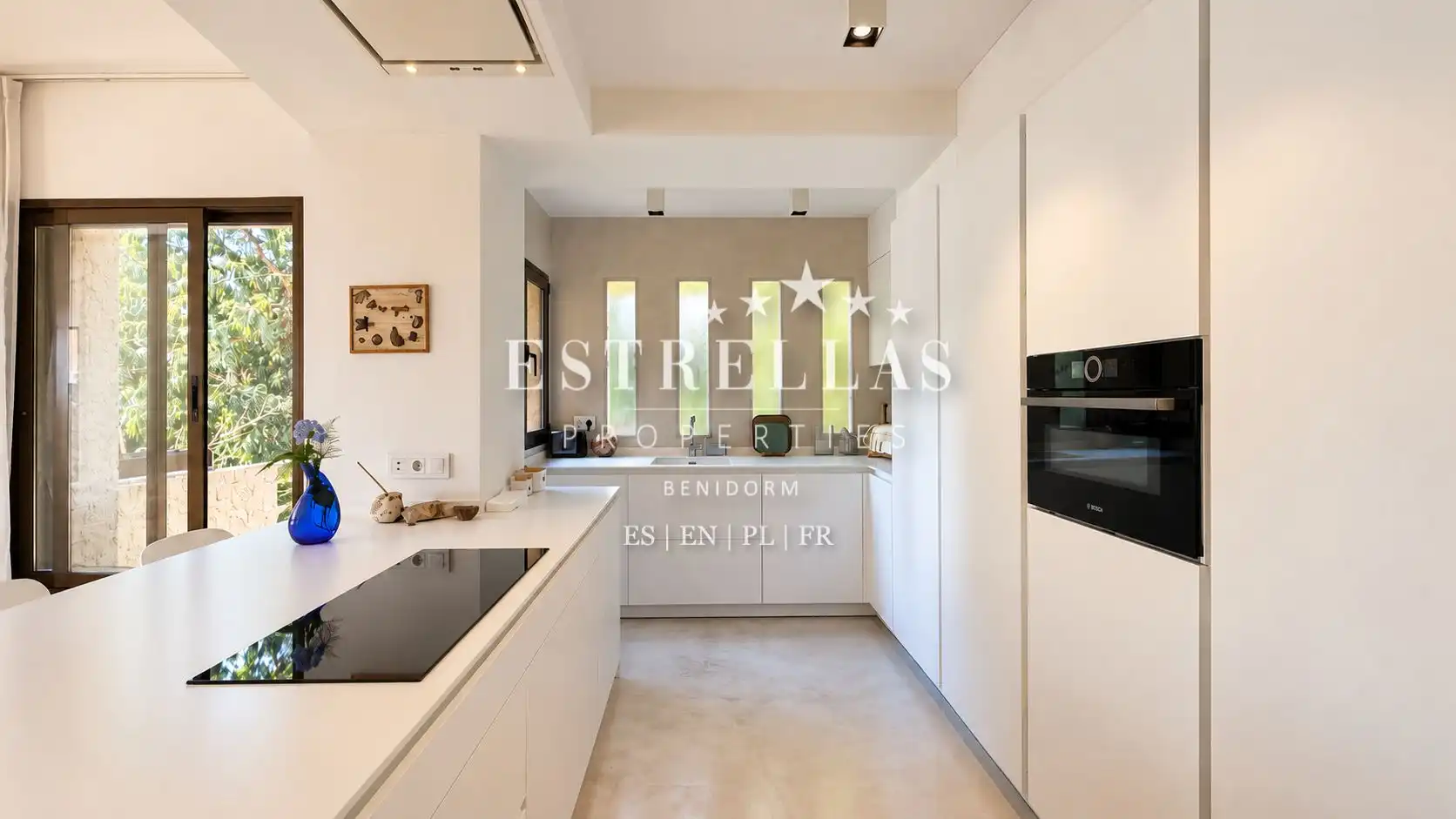 Cocina de Apartamento en venta en Altea con Aire acondicionado, Calefacción y Jardín privado
