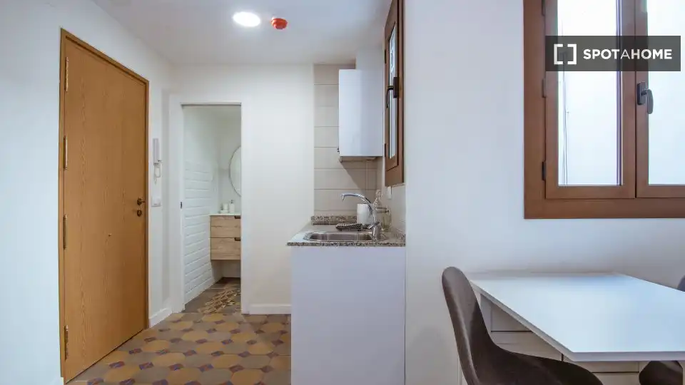 Cocina de Piso de alquiler en Barcelona con Aire acondicionado, Calefacción y Amueblado