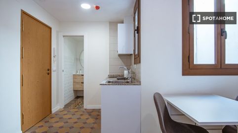 Foto 2 de Piso de alquiler en Barri Gòtic, Barcelona Capital