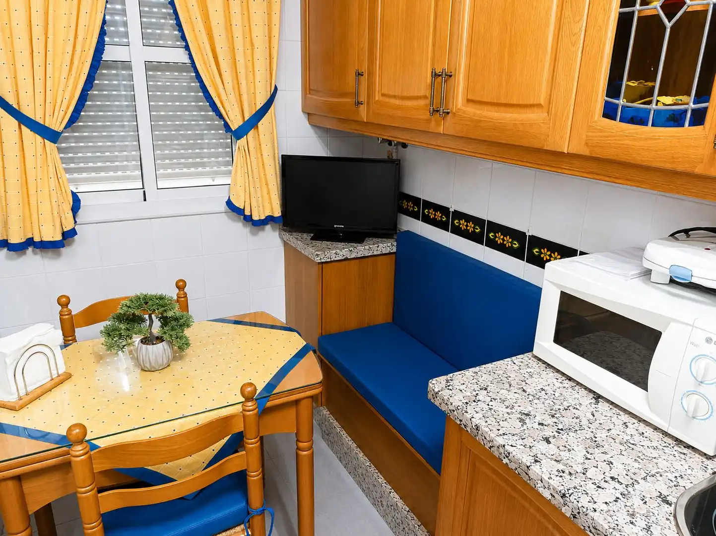 Küche von Wohnung zum Verkauf in Alcalá de Guadaira mit Klimaanlage und Abstellraum