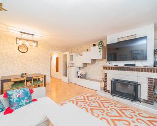 Living room of Flat for sale in Collado Villalba  with Heating, Terrace and Community pool