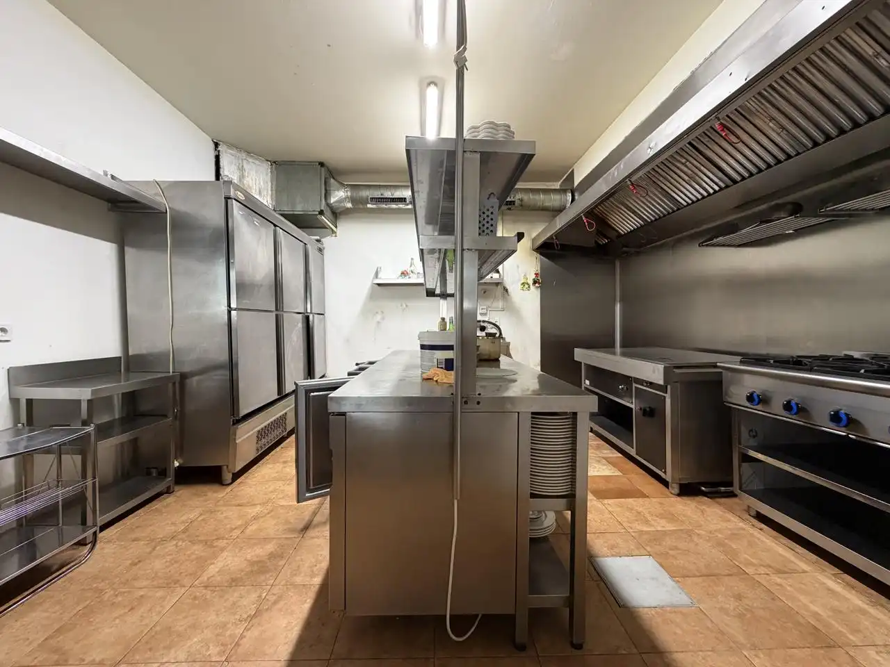Cocina de Local de alquiler en Madrid con Aire acondicionado