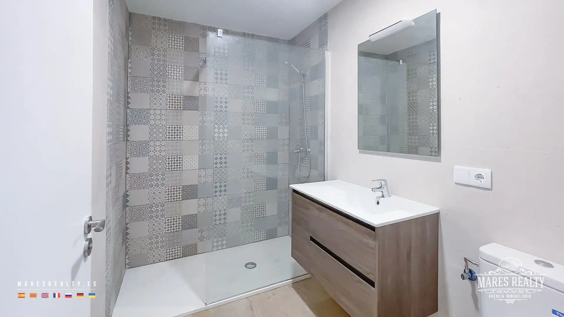 Unique properties with lift for sale in Centre, imagen 16
